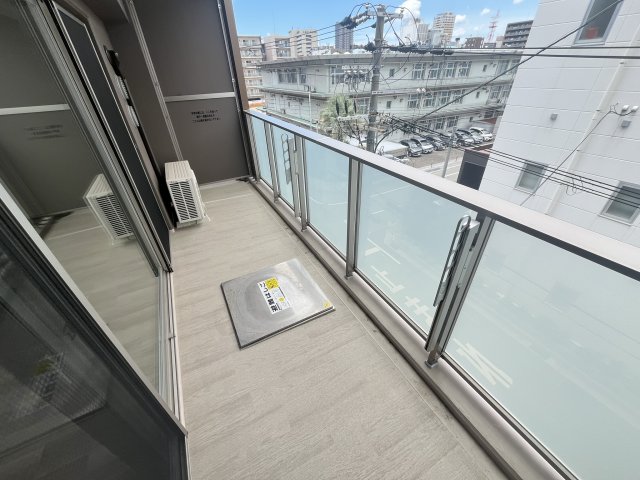 バルコニー　広々としたバルコニーです