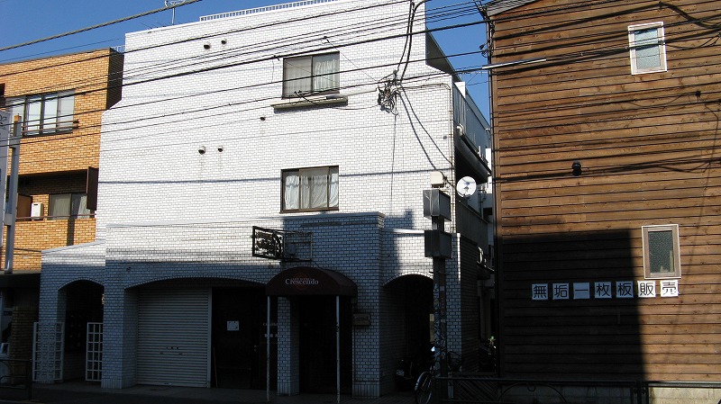 武蔵野市吉祥寺東町のマンションの建物外観