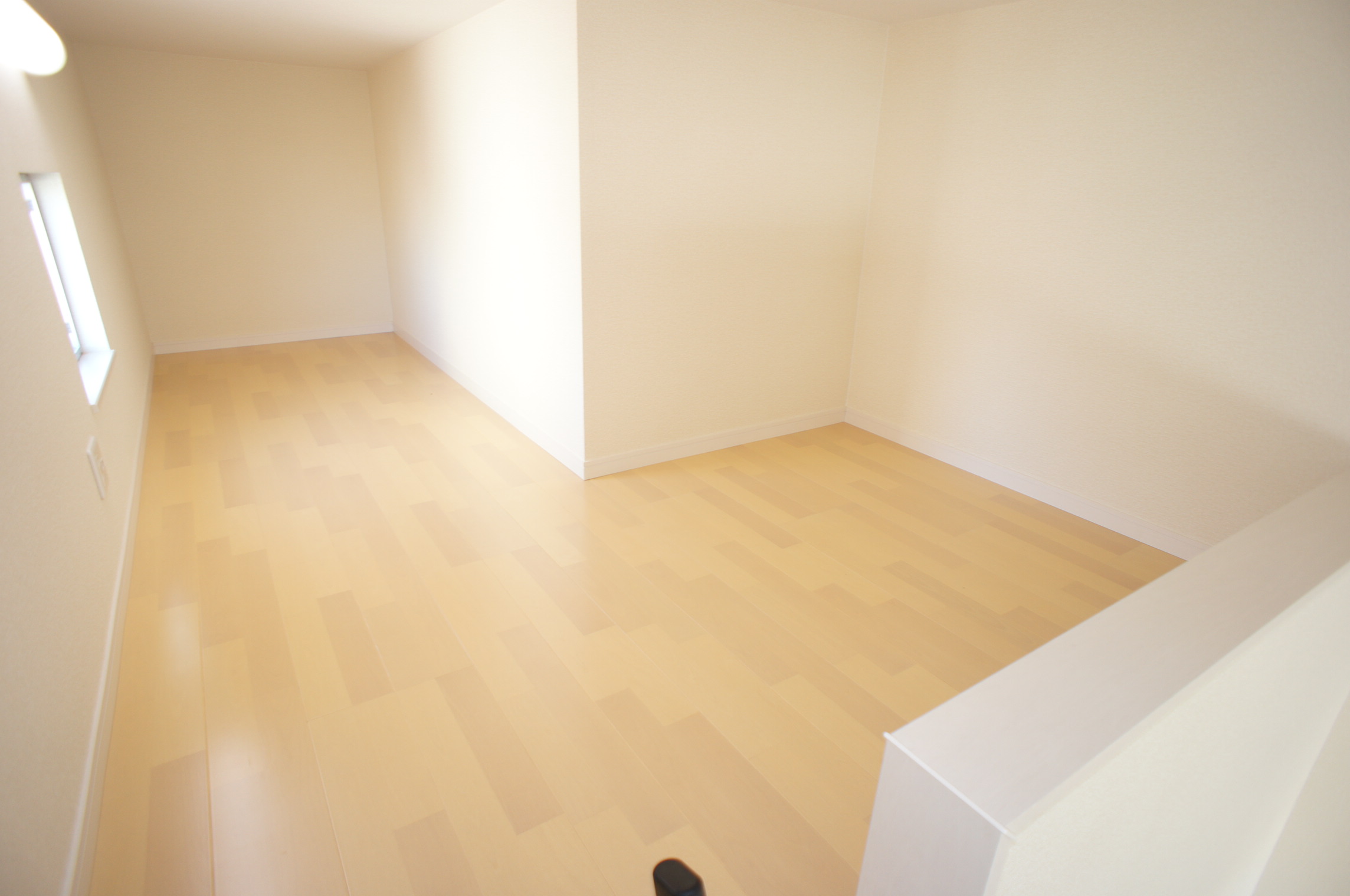 その他部屋・スペース　広いロフトスペースあります！TVコンセント・照明あります！