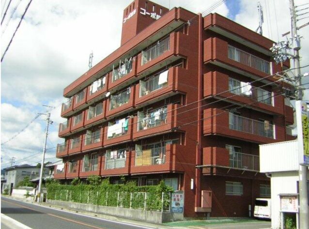 【たつの市龍野町日山のマンションの建物外観】