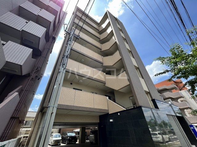 名古屋市南区鯛取通のマンションの建物外観
