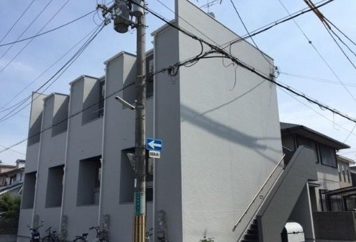 堺市堺区文珠橋通のアパートの建物外観