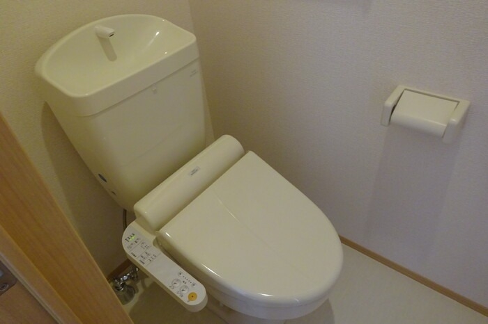 【グラマードマレVIII　Bのトイレ】