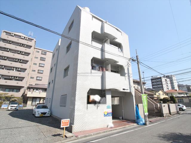 清陽ハイツの建物外観