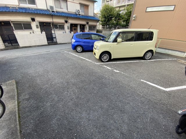 【ハイツヤノウの駐車場】