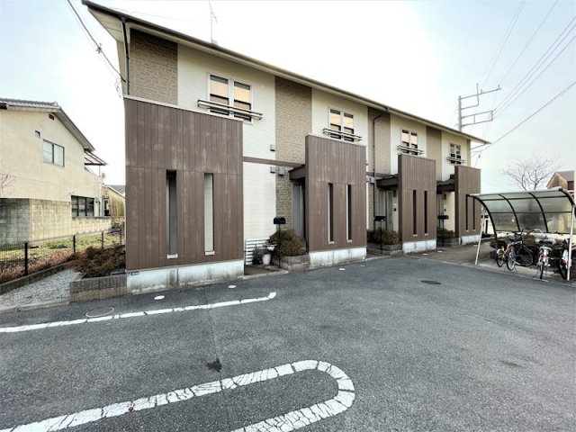 ｍａｉｓｏｎ ｄｅ ｒｕｅｌｌｅ　Ｂの建物外観