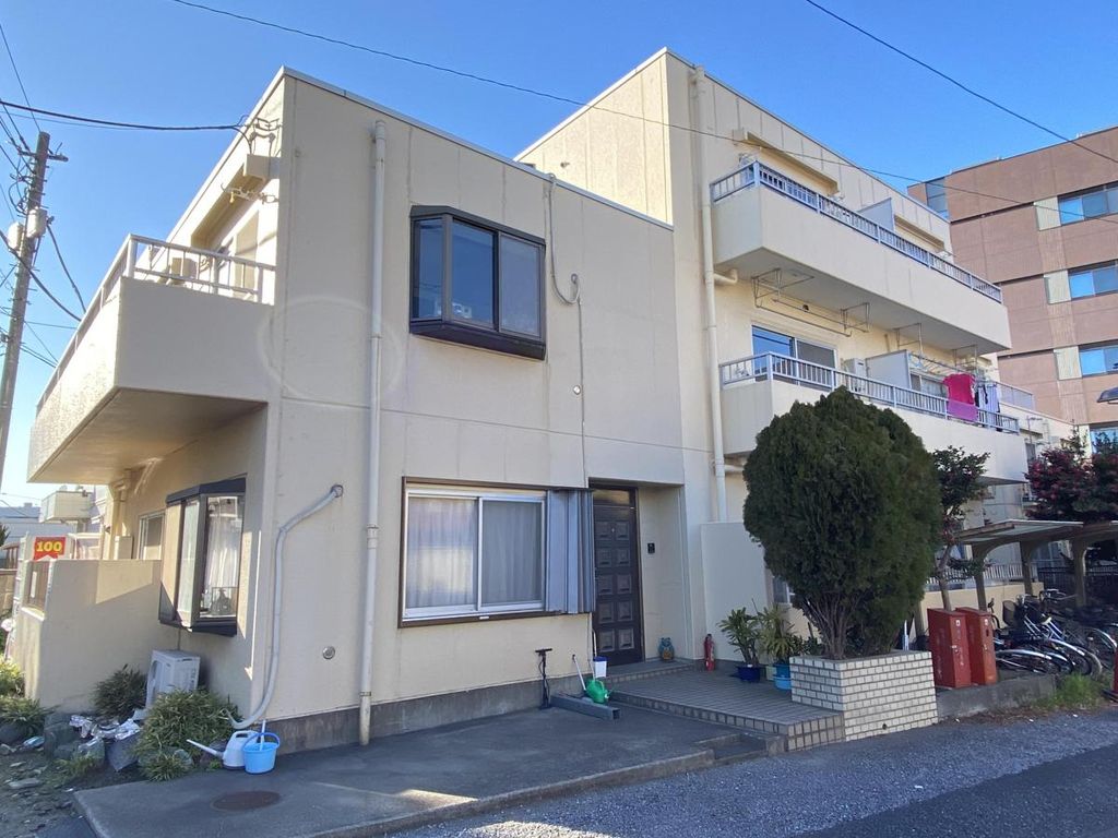 足立区千住桜木のマンションの建物外観