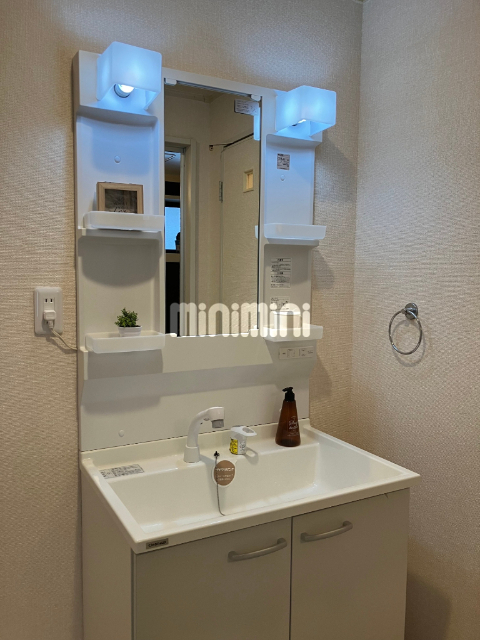 洗面設備　洗濯置き場