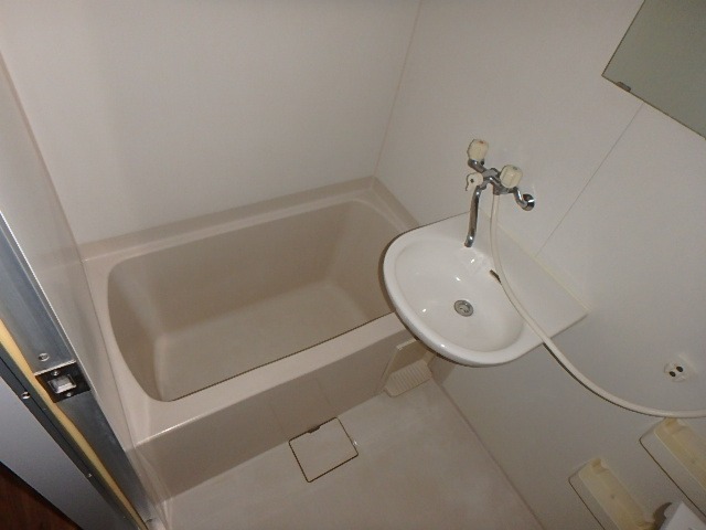 バス・シャワールーム　※別号室写真