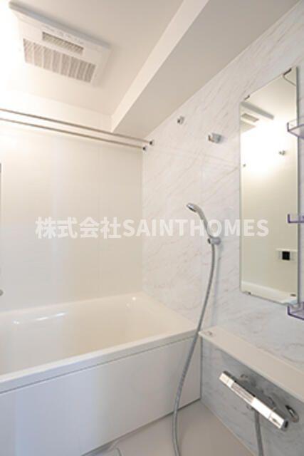 バス・シャワールーム　※写真は同タイプ住戸です。