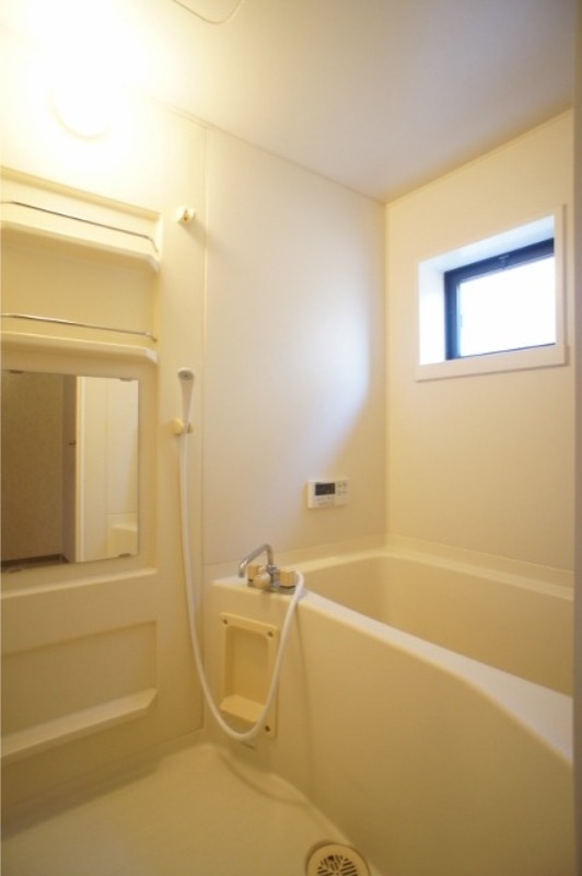 バス・シャワールーム　図面と現状に相違がある場合には現状を優先