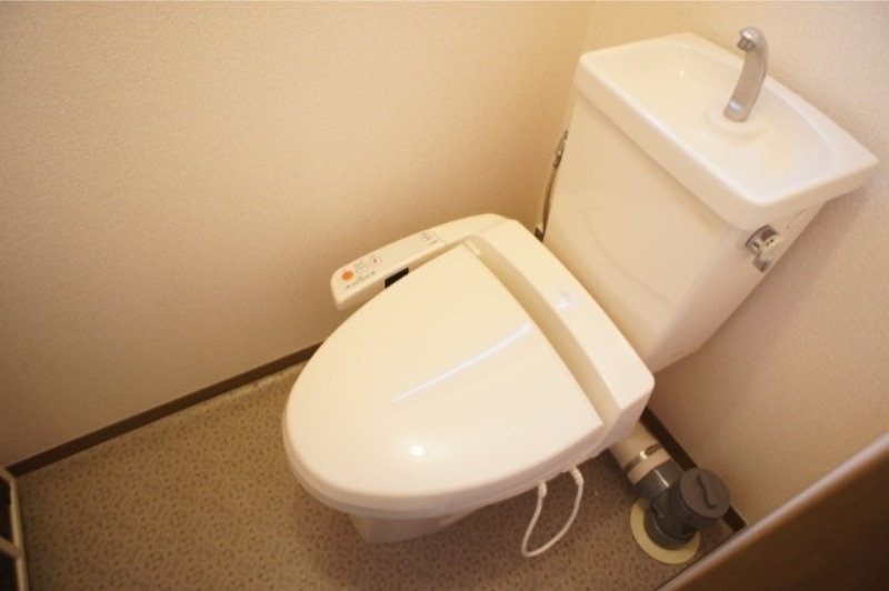 トイレ　図面と現状に相違がある場合には現状を優先