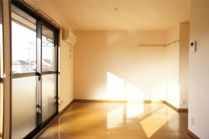 居室・リビング　図面と現状に相違がある場合には現状を優先