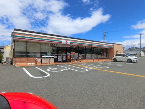 コンビニ　セブンイレブン　堺鳳西町2丁店（コンビニ）まで300m