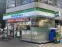 コンビニ　ファミリーマート 新宿五丁目店（コンビニ）まで177m