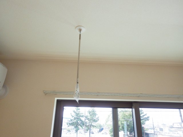 その他設備　室内物干し