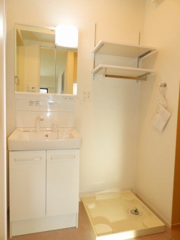 洗面設備　広い洗面スペース