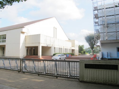 中学校　手代木中学校（中学校）まで650m