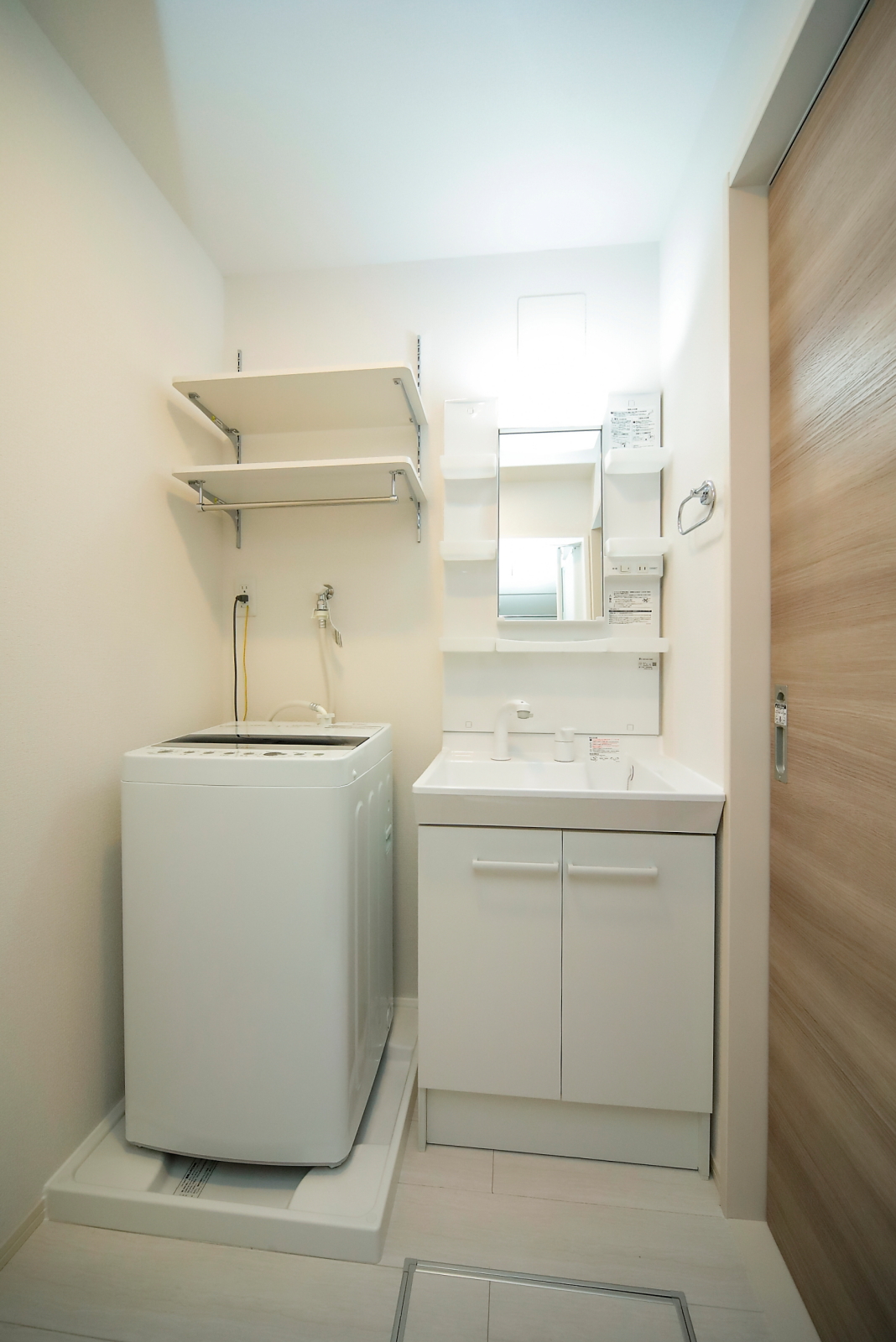 洗面設備　独立洗面化粧台