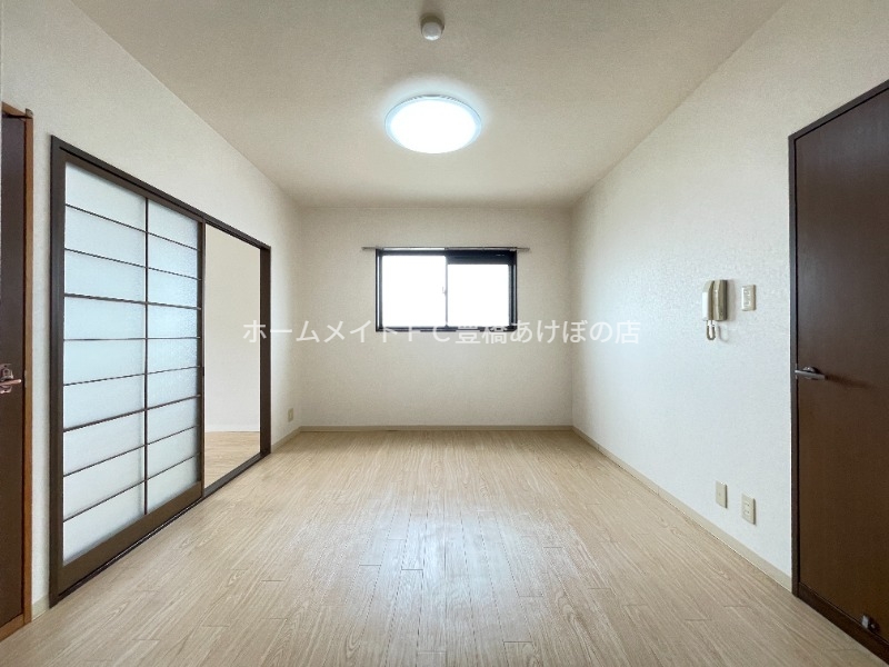 居室・リビング　リビング