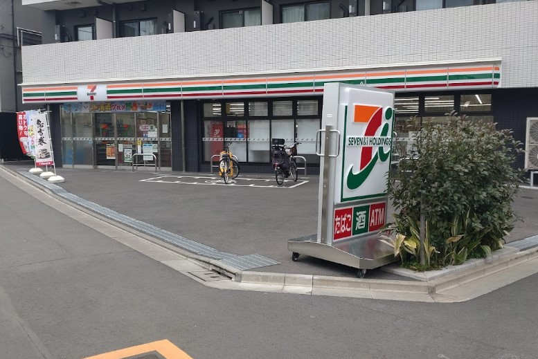 コンビニ　セブンイレブン 豊島駒込駅西店（コンビニ）まで104m