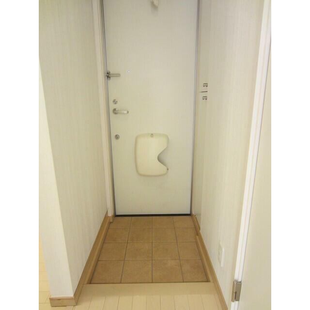 玄関　※同仕様写真含む