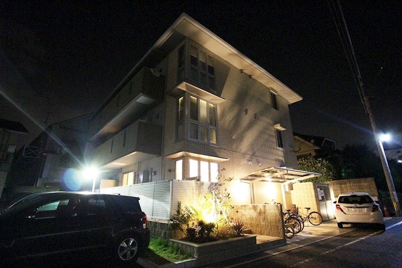 建物外観　高級感もある 大和ハウス の3階建て住宅です。