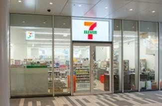 コンビニ　セブンイレブン 目黒セントラルスクエア（コンビニ）まで251m