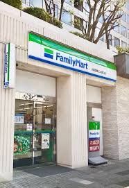コンビニ　ファミリーマート大阪国際ビル西口店（コンビニ）まで260m