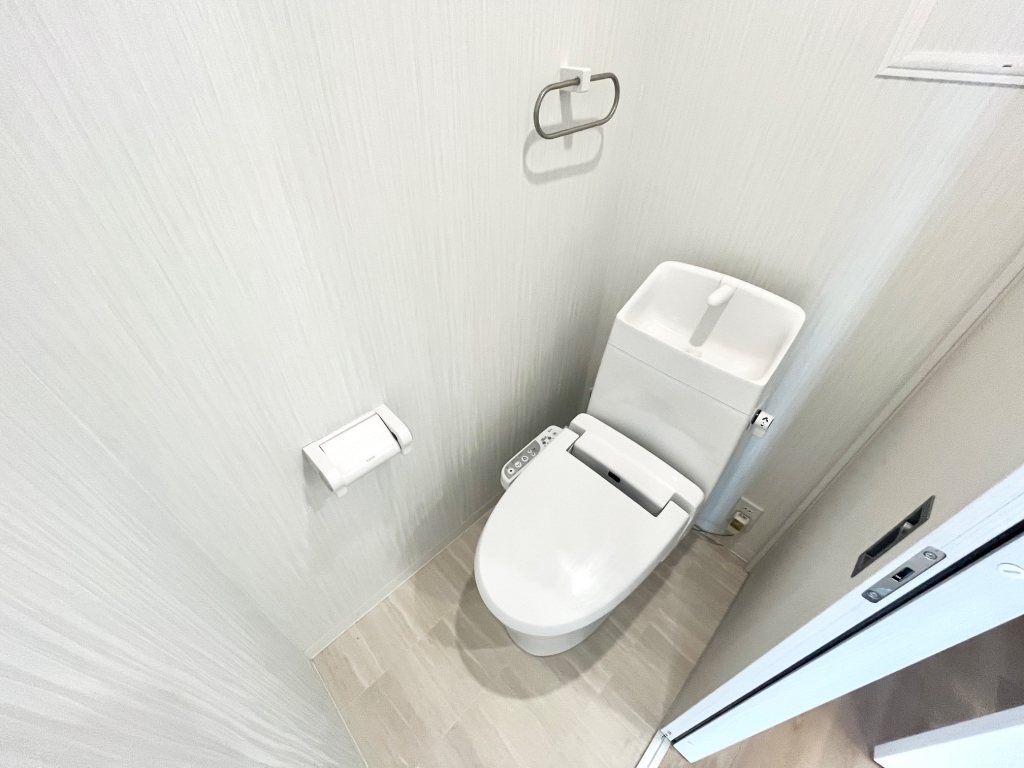 AILE南塚口2のトイレ写真