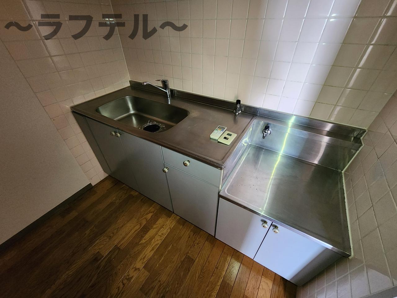 キッチン　別部屋イメージ写真
