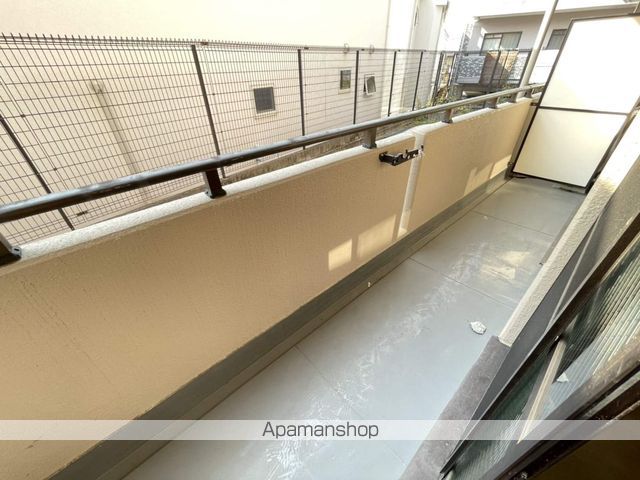 北大阪急行 桃山台駅 徒歩15分 3階建 築28年の内装写真