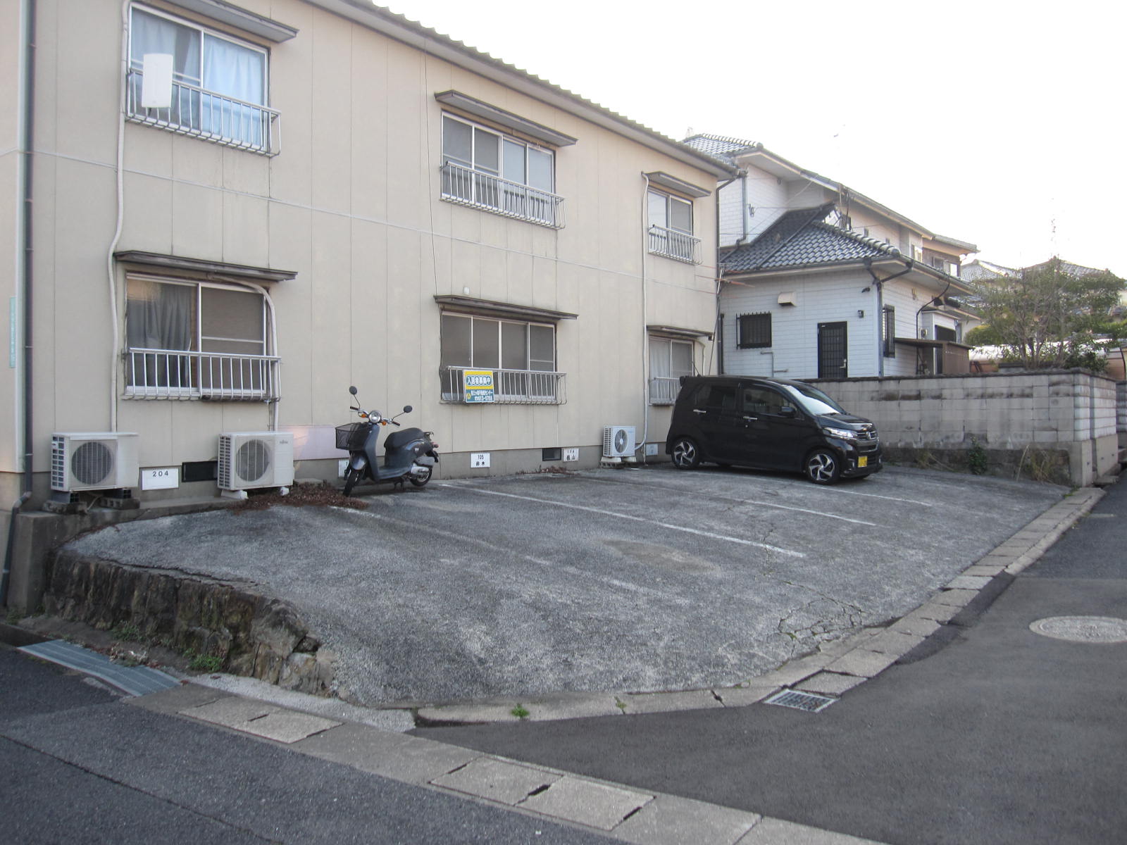 【北九州市八幡西区永犬丸南町のアパートの建物外観】