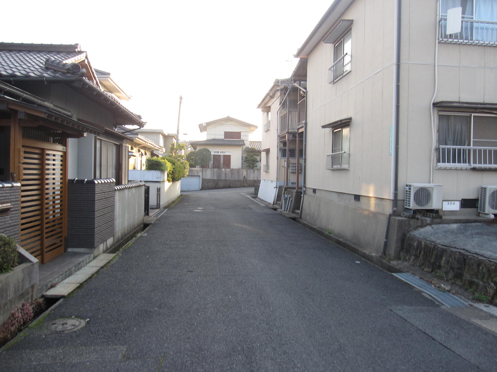 【北九州市八幡西区永犬丸南町のアパートの建物外観】