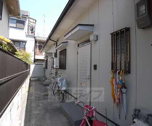 京都市伏見区深草藤森玄蕃町のその他の建物外観