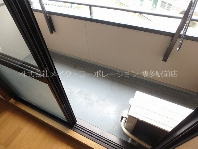 【福岡市博多区竹下のマンションのバルコニー】