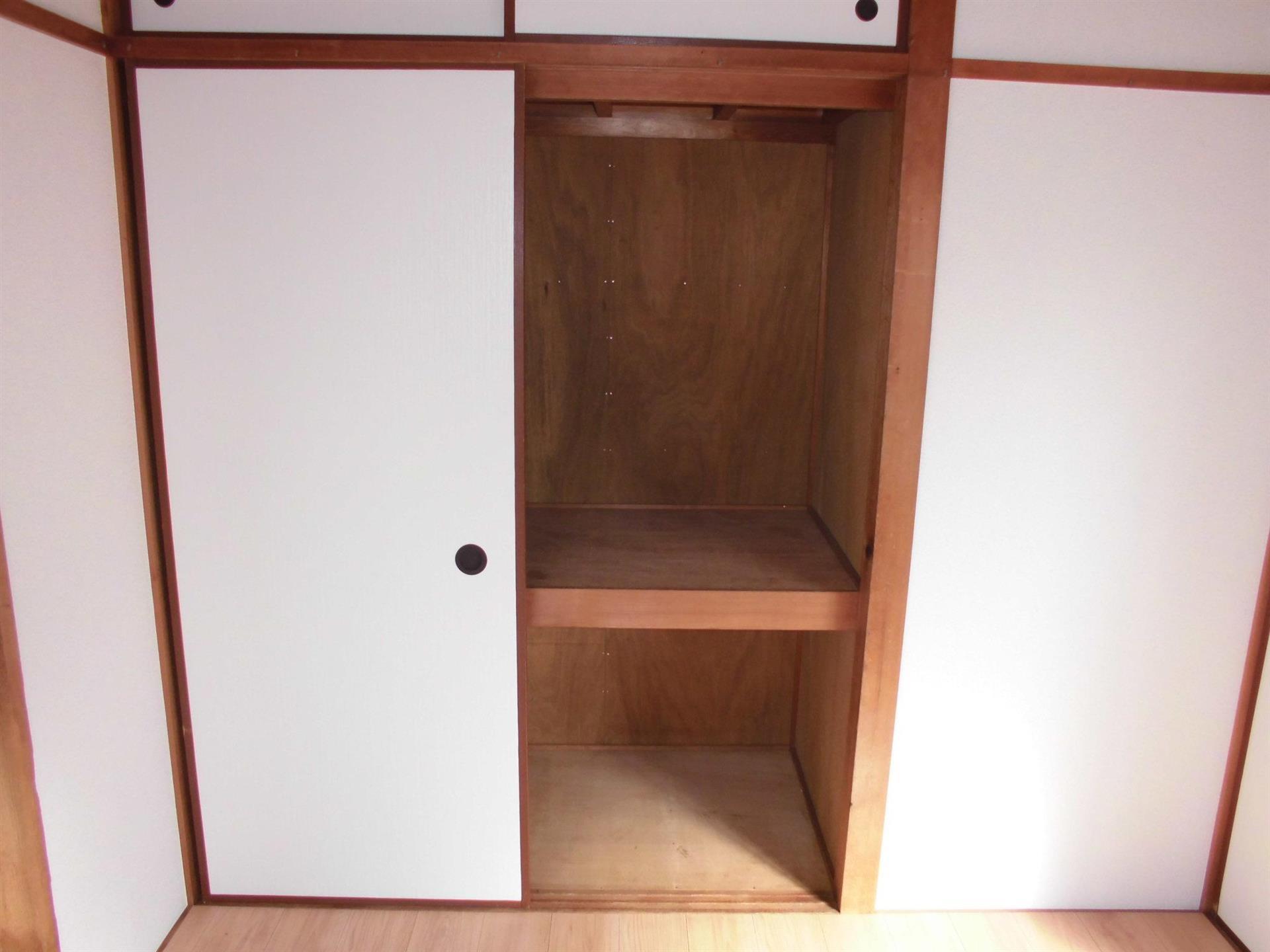 【中洲マンションの収納】