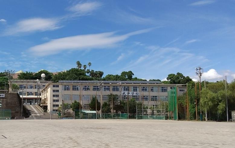 【中洲マンションの中学校】