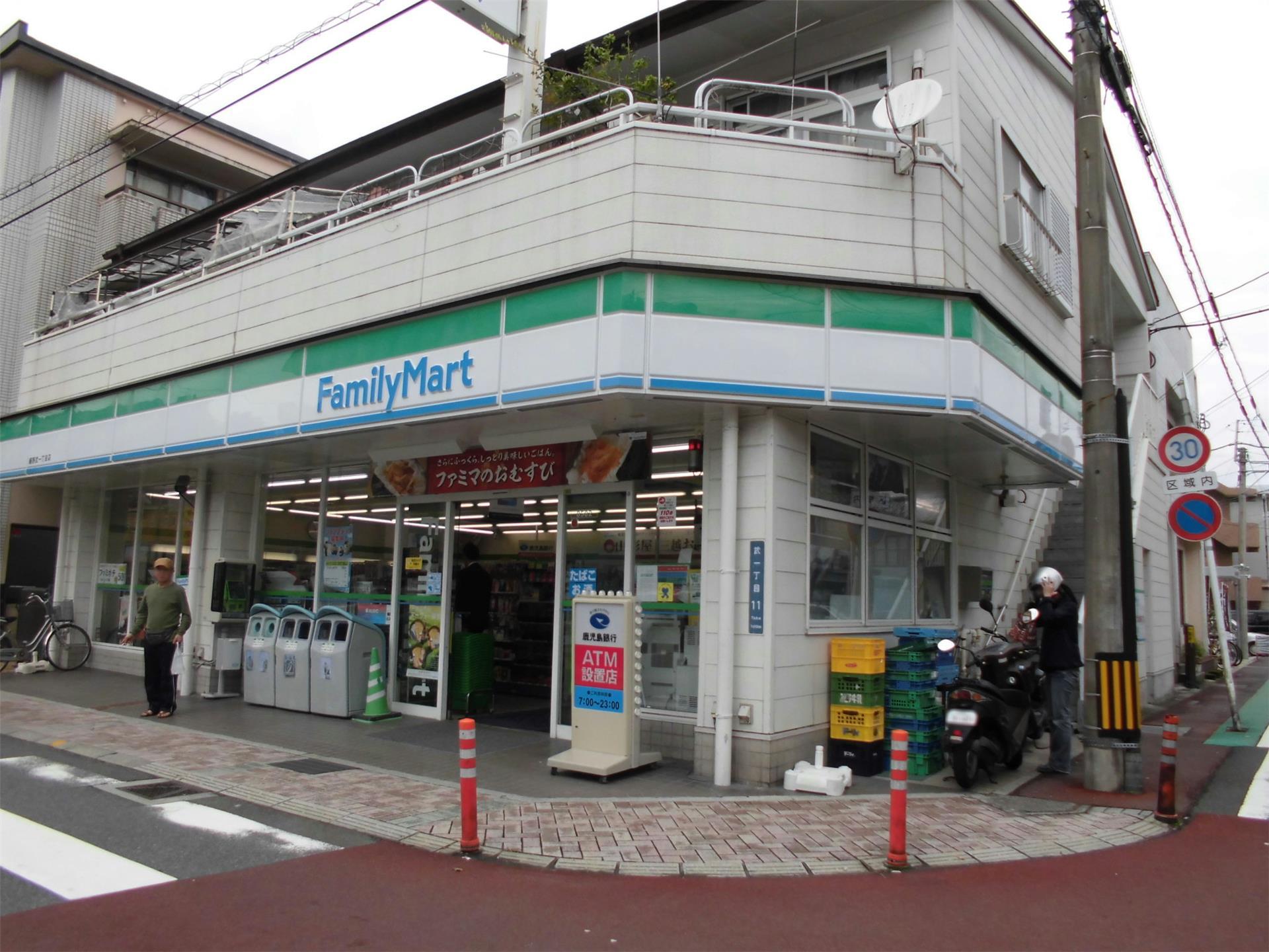 【中洲マンションのコンビニ】