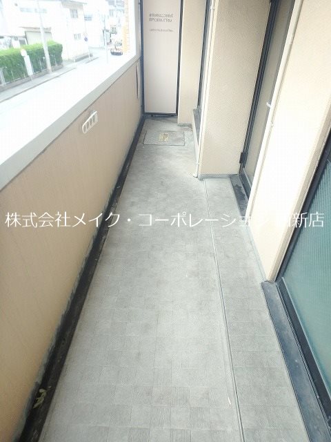 【福岡市早良区昭代のマンションのバルコニー】