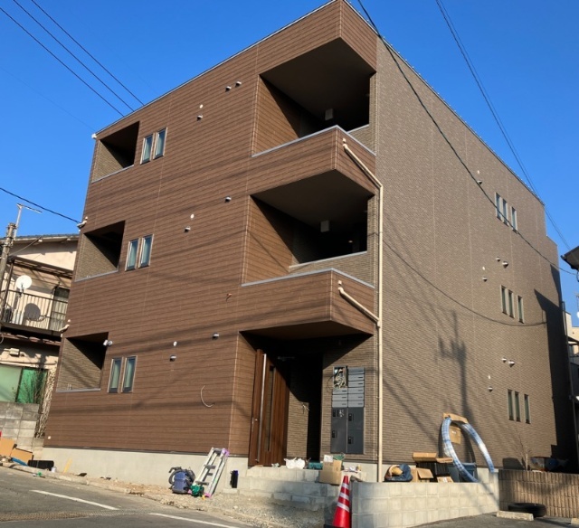 【熊本市中央区坪井のアパートの建物外観】