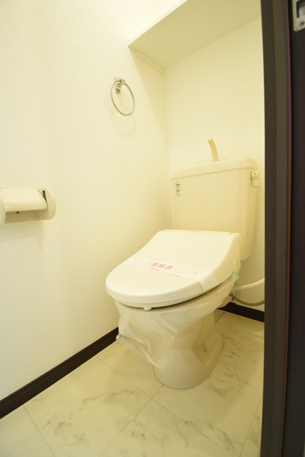 トイレ　嬉しい温水洗浄便座★