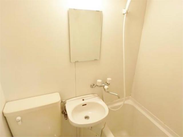 洗面設備　洗面台付き