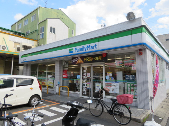 コンビニ　ファミリーマート（コンビニ）まで350m