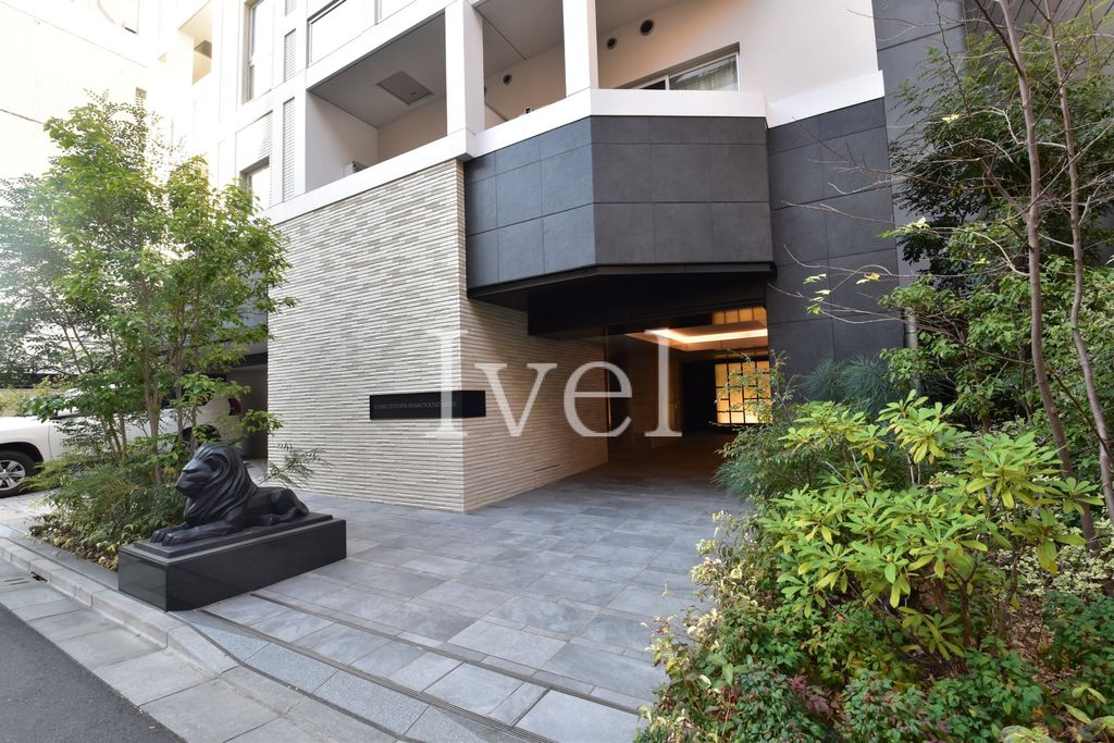 建物外観　エントランス