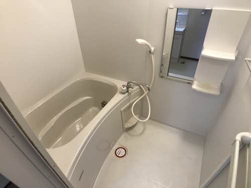 バス・シャワールーム　バスルーム