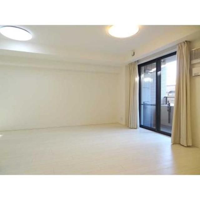 居室・リビング　別タイプ部屋　参考写真です