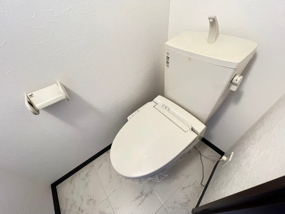 トイレ　※別部屋の写真です