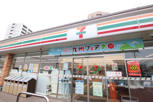 コンビニ　セブン－イレブン　名古屋萱場２丁目店（コンビニ）まで383m