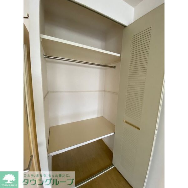 収納　同物件別部屋のお写真になります。現況優先です。